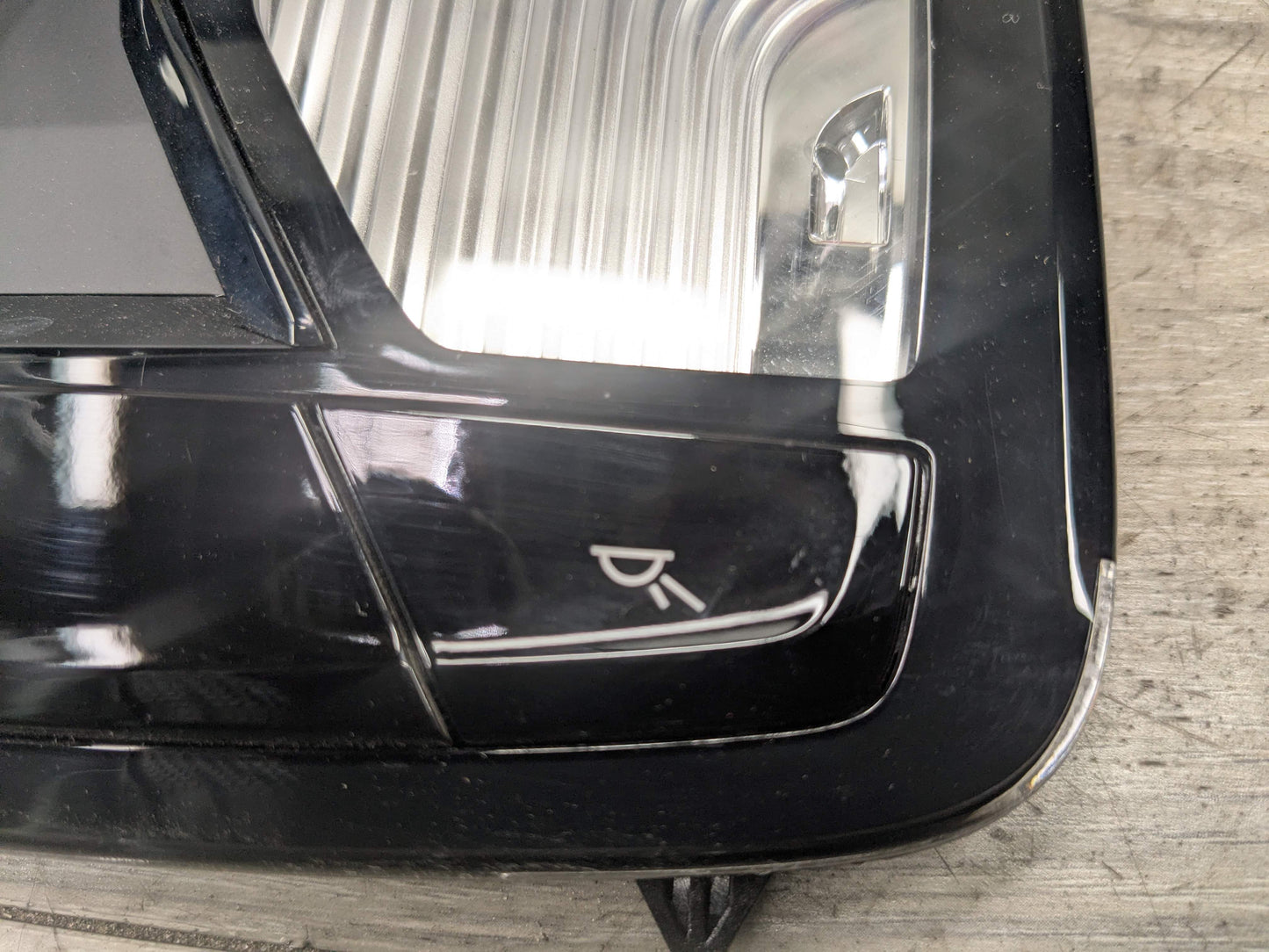 OEM BMW G01 G02 G20 G22 X3 X4 Headliner Roof Console Dome Light Module
