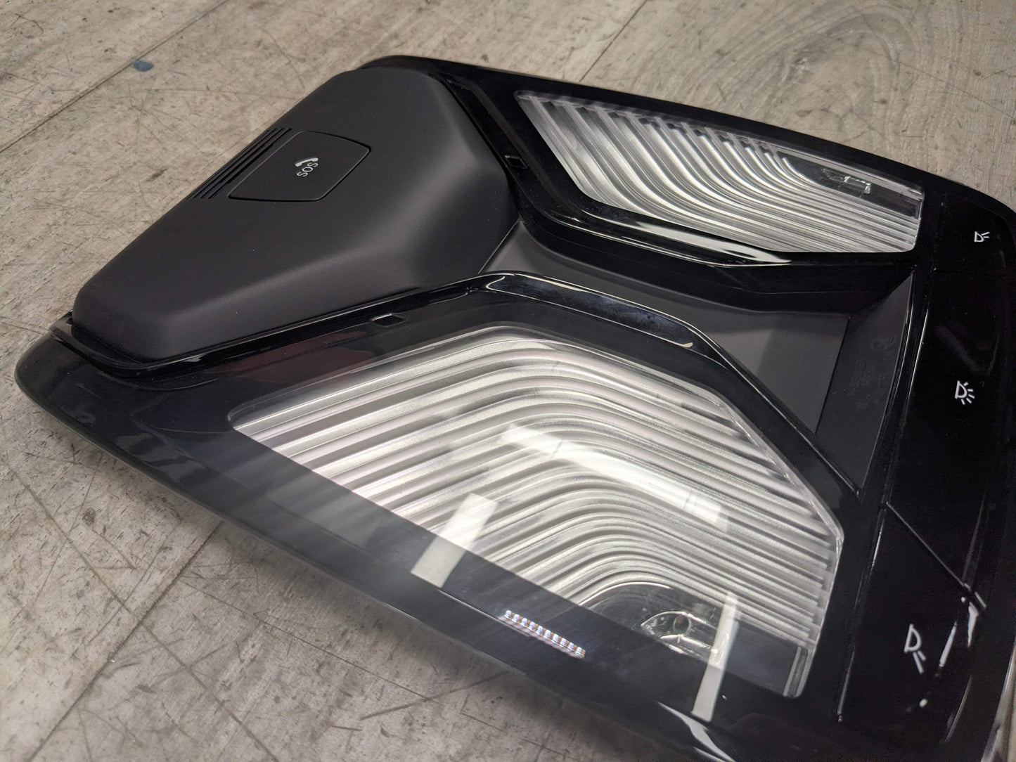 OEM BMW G01 G02 G20 G22 X3 X4 Headliner Roof Console Dome Light Module