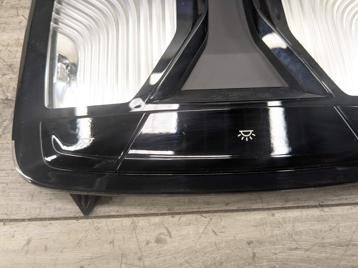 OEM BMW G01 G02 G20 G22 X3 X4 Headliner Roof Console Dome Light Module
