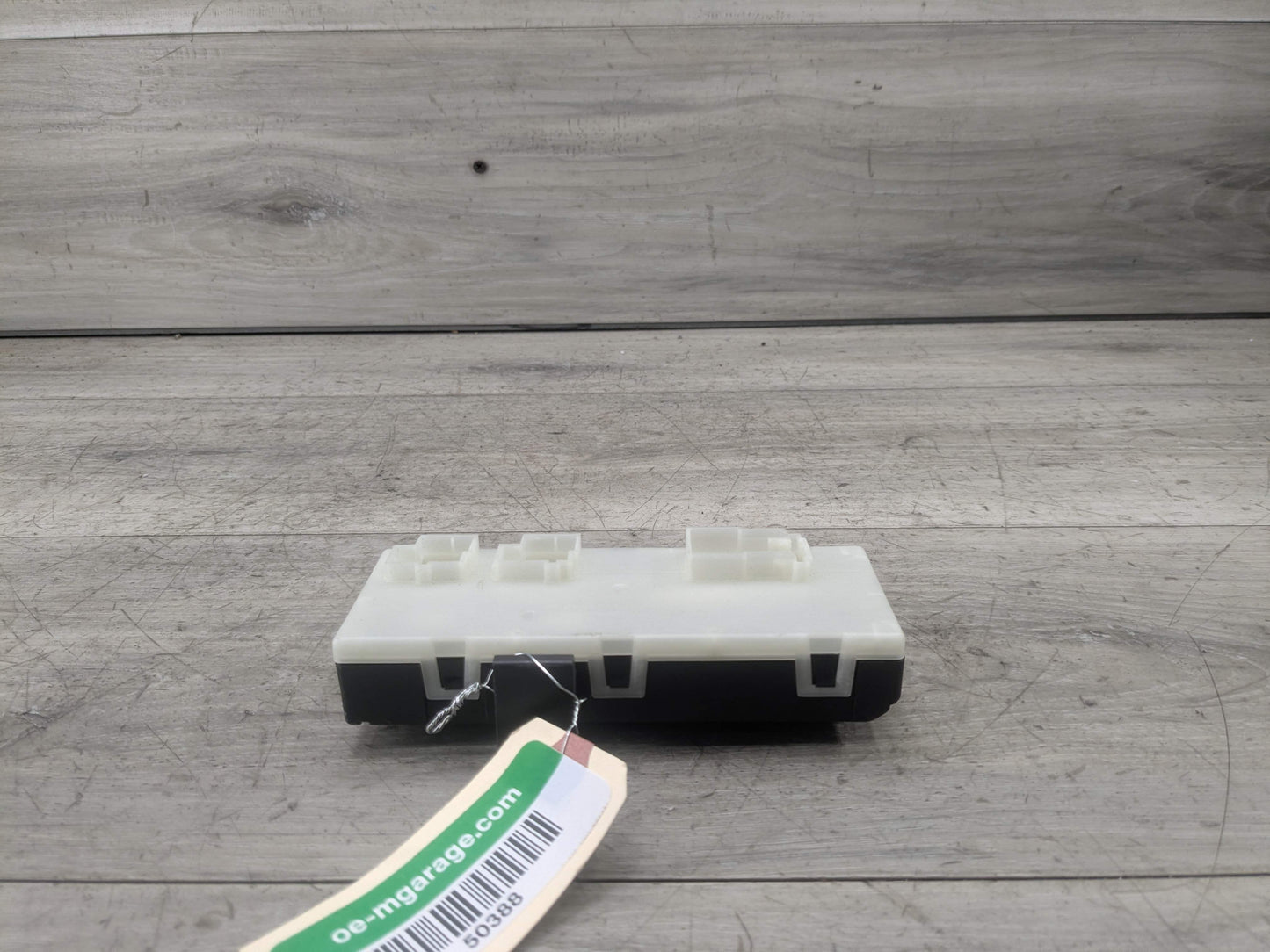 OEM BMW G01 G12 G20 G30 F90 Trunk Tailgate Decklid Function Control Module *NOTE