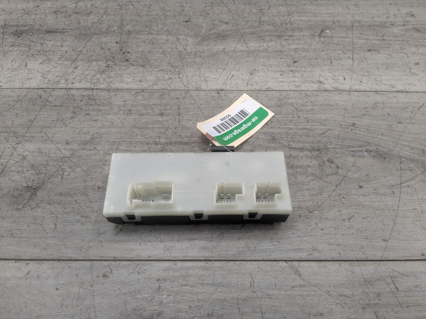 OEM BMW G01 G12 G20 G30 F90 Trunk Tailgate Decklid Function Control Module *NOTE