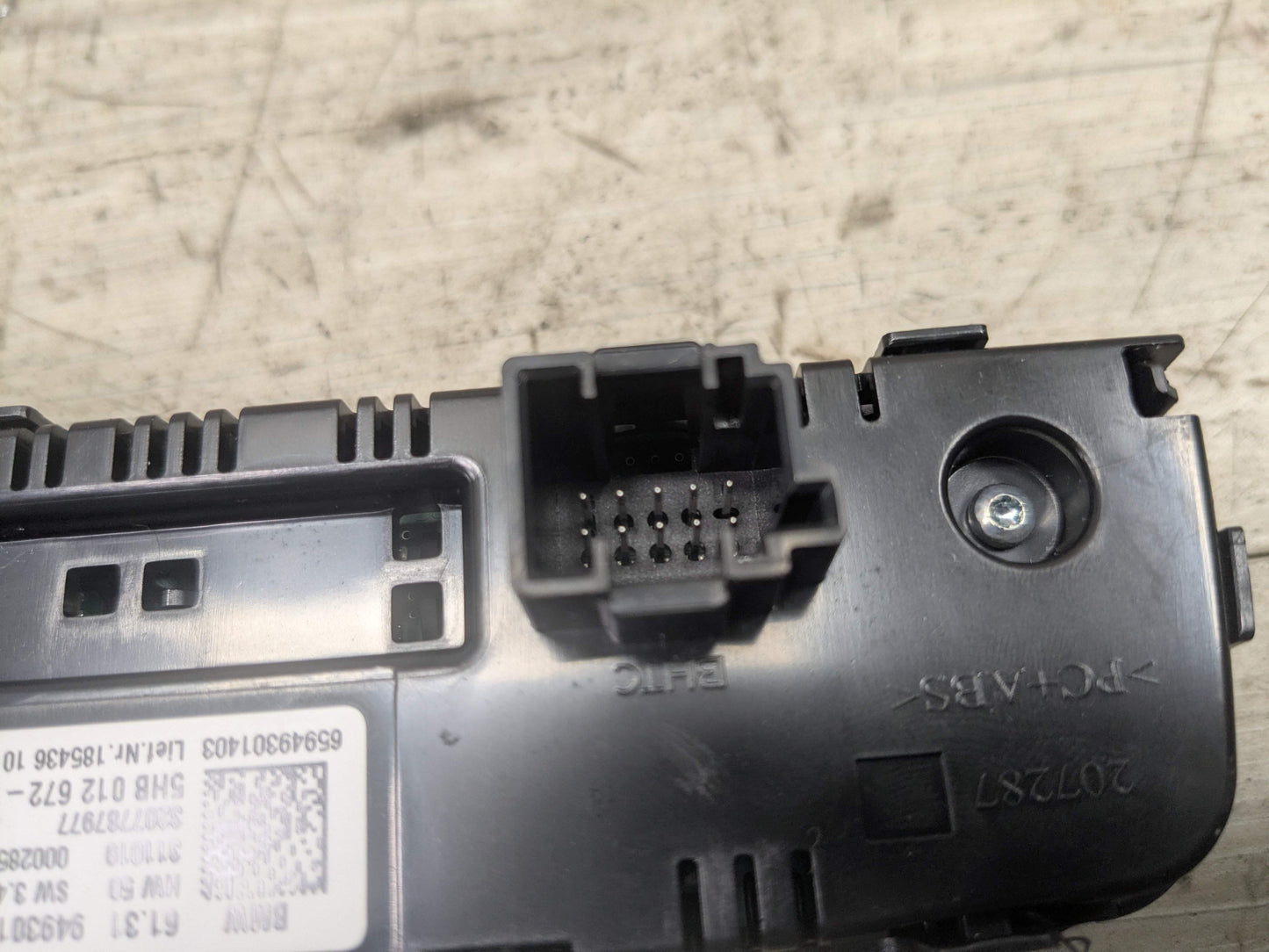 OEM BMW G01 G02 F97 F98 X3 X4 AC Rear Heater Climate Control Switch Panel