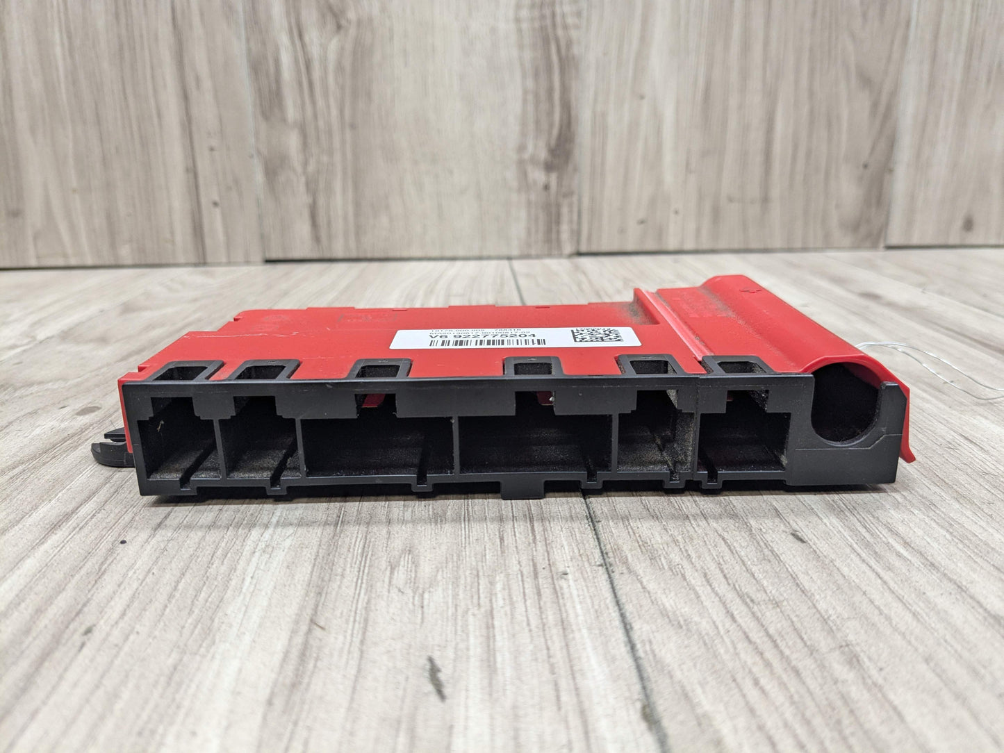 OEM BMW F22 F30 F32 F36 F80 F82 Positive Battery Distributor B+ Power Fuse Box