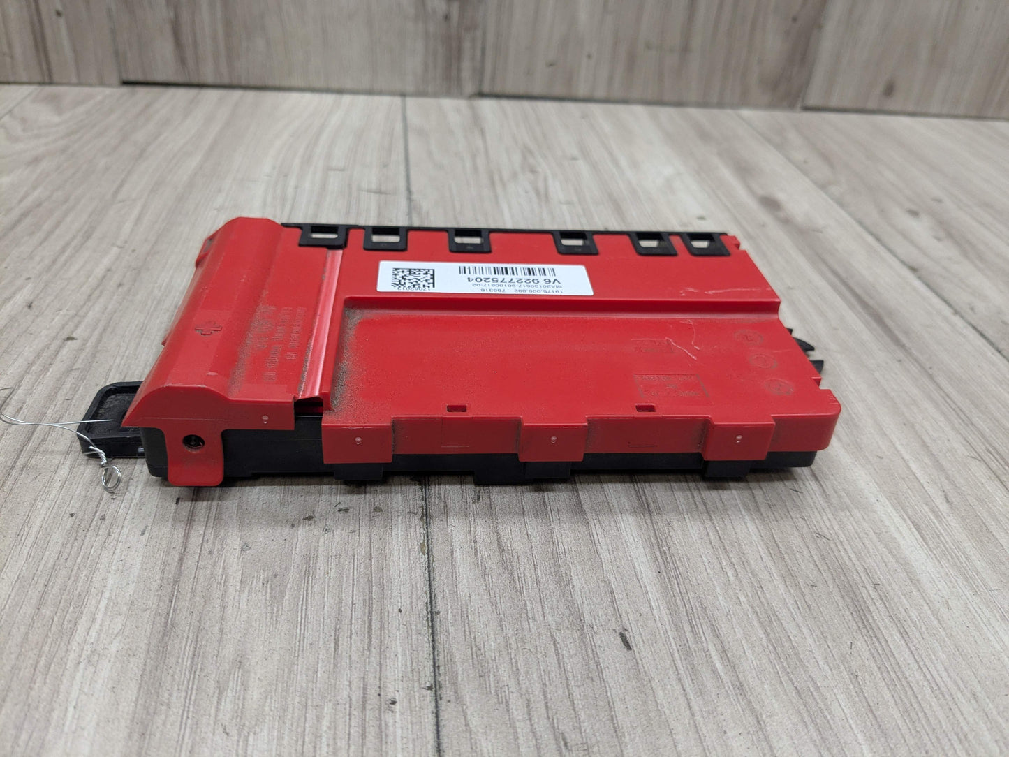 OEM BMW F22 F30 F32 F36 F80 F82 Positive Battery Distributor B+ Power Fuse Box