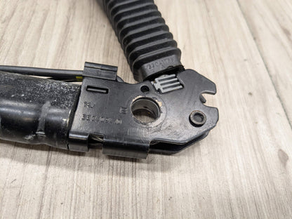 OEM BMW F30 F32 F36 F80 F82 F87 Front Right Passenger Seat Belt Buckle Tensioner