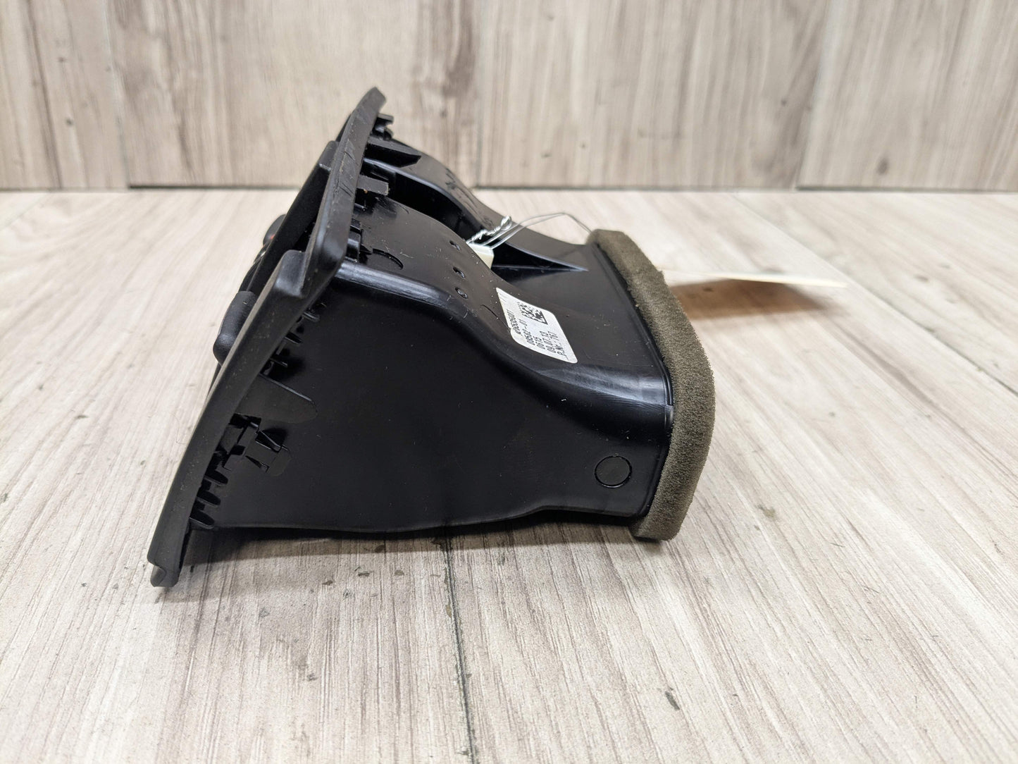 OEM BMW F22 F30 F32 F36 F80 F82 M3 M4 Rear AC Air Vent Trim Cover Panel Black