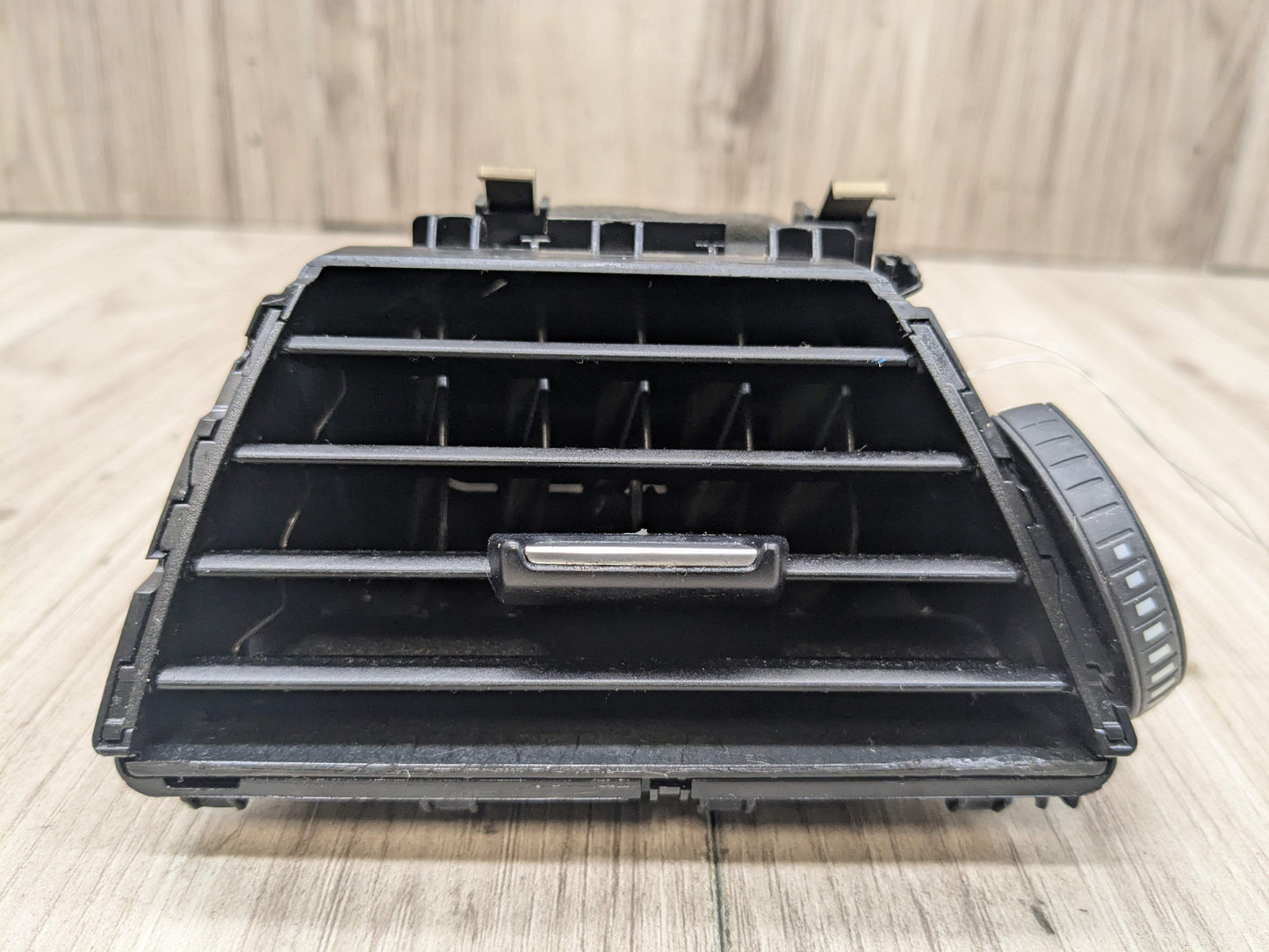 OEM BMW F30 F32 F33 F36 F80 F82 F83 M3 M4 Left Driver Dash AC Air Vent Grille