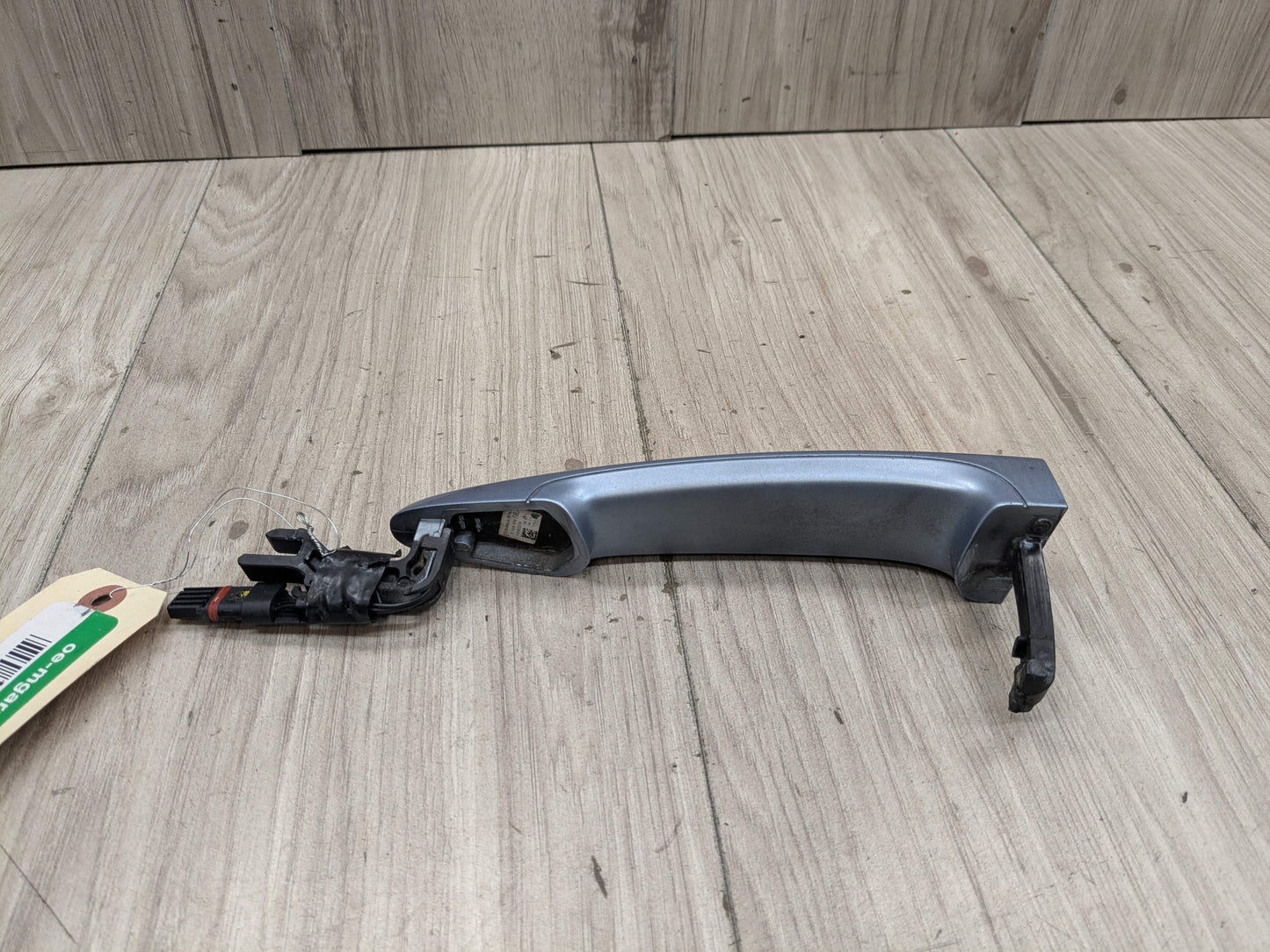 12-18 OEM BMW F30 F32 F36 COMFORT ACCESS Front Right Passenger Door Handle Blue