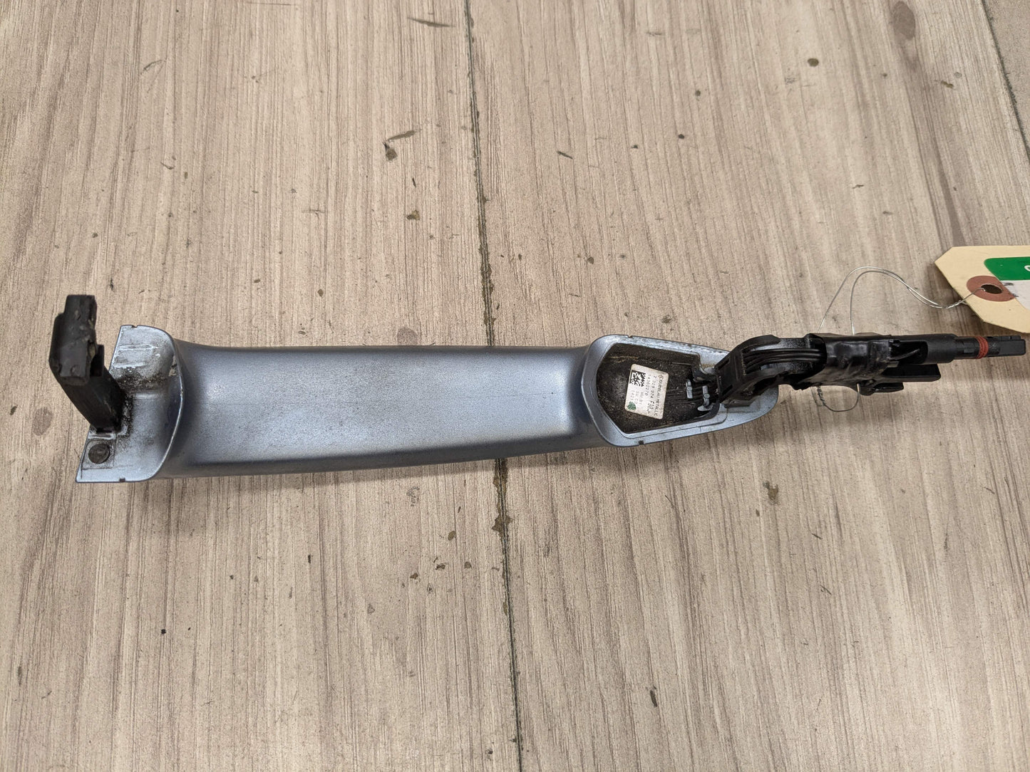12-18 OEM BMW F30 F32 F36 COMFORT ACCESS Front Right Passenger Door Handle Blue