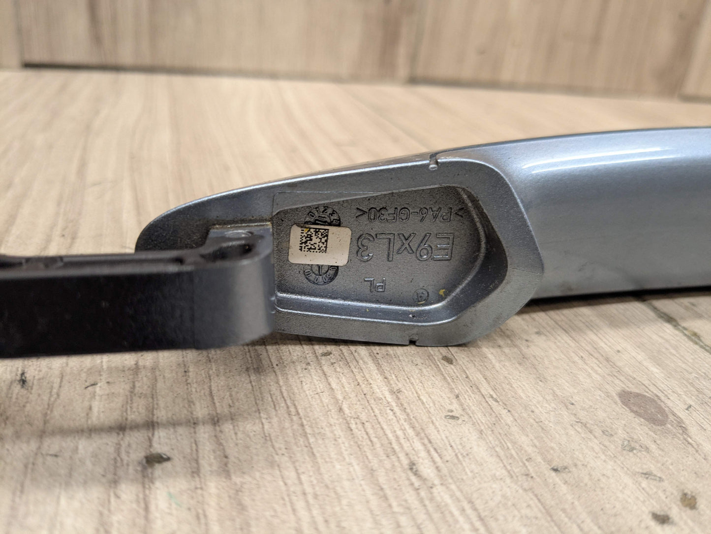 12-18 OEM BMW F22 F30 F32 M3 M4 COMFORT ACCESS Rear Driver Door Handle Blue