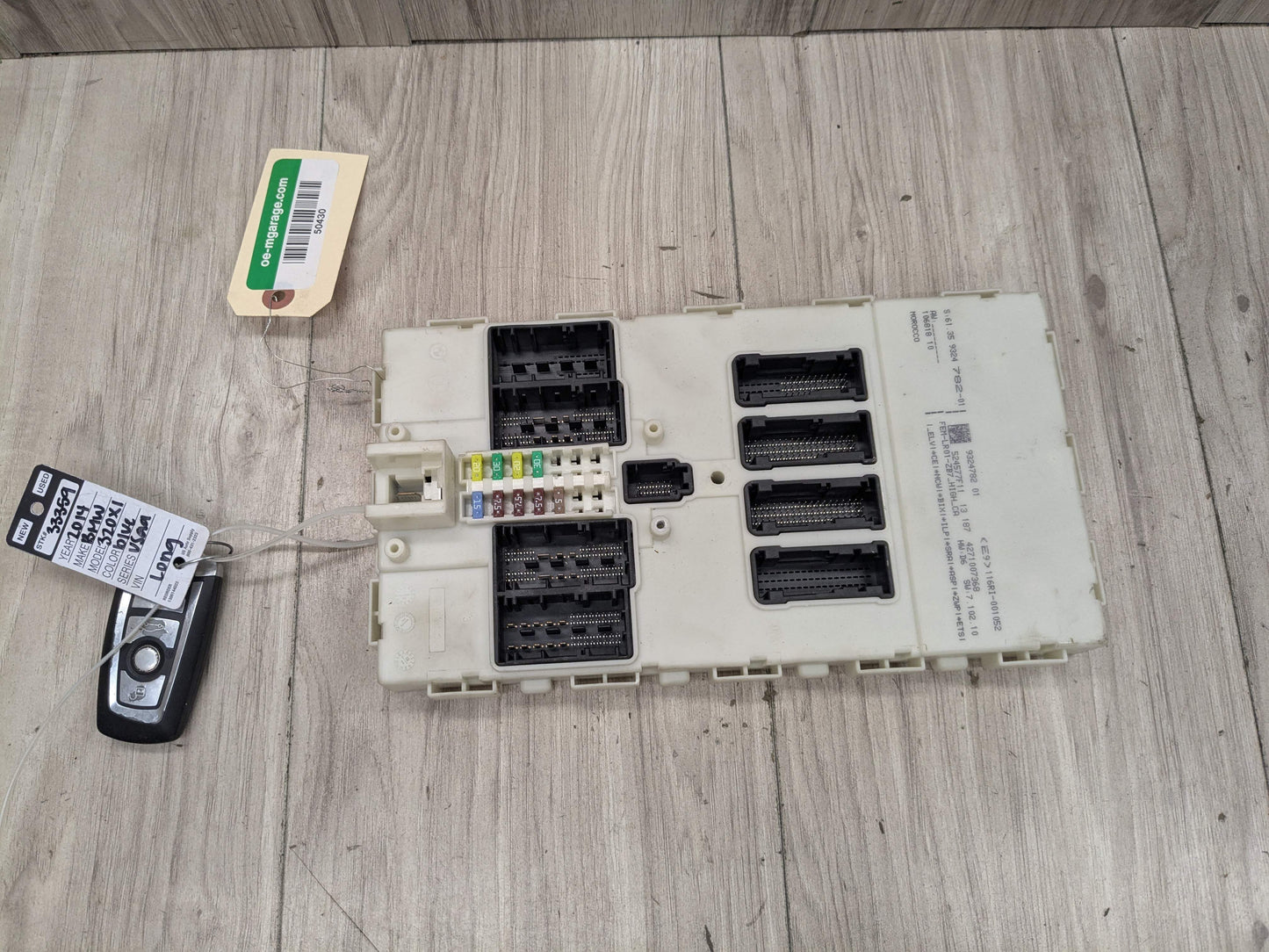 OEM BMW F22 F30 F32 F33 F36 F80 F82 Body Control Junction Box Module FEM + Key
