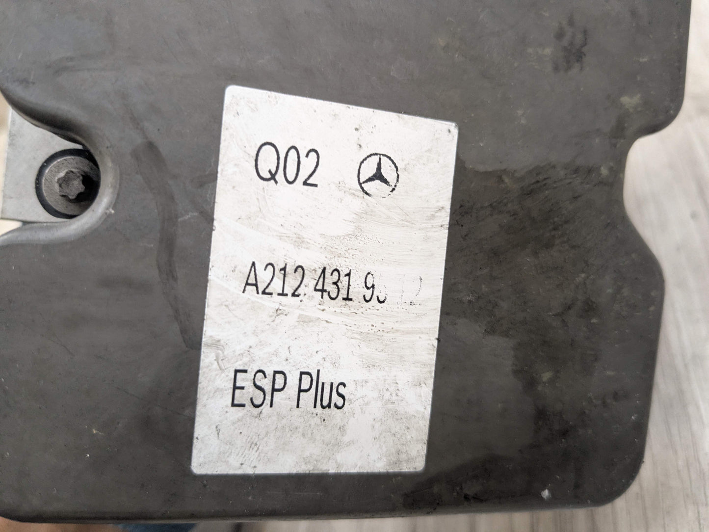 OEM Mercedes W212 E350 E550 ABS Brake Pump Anti Lock Dynamic Stability Control