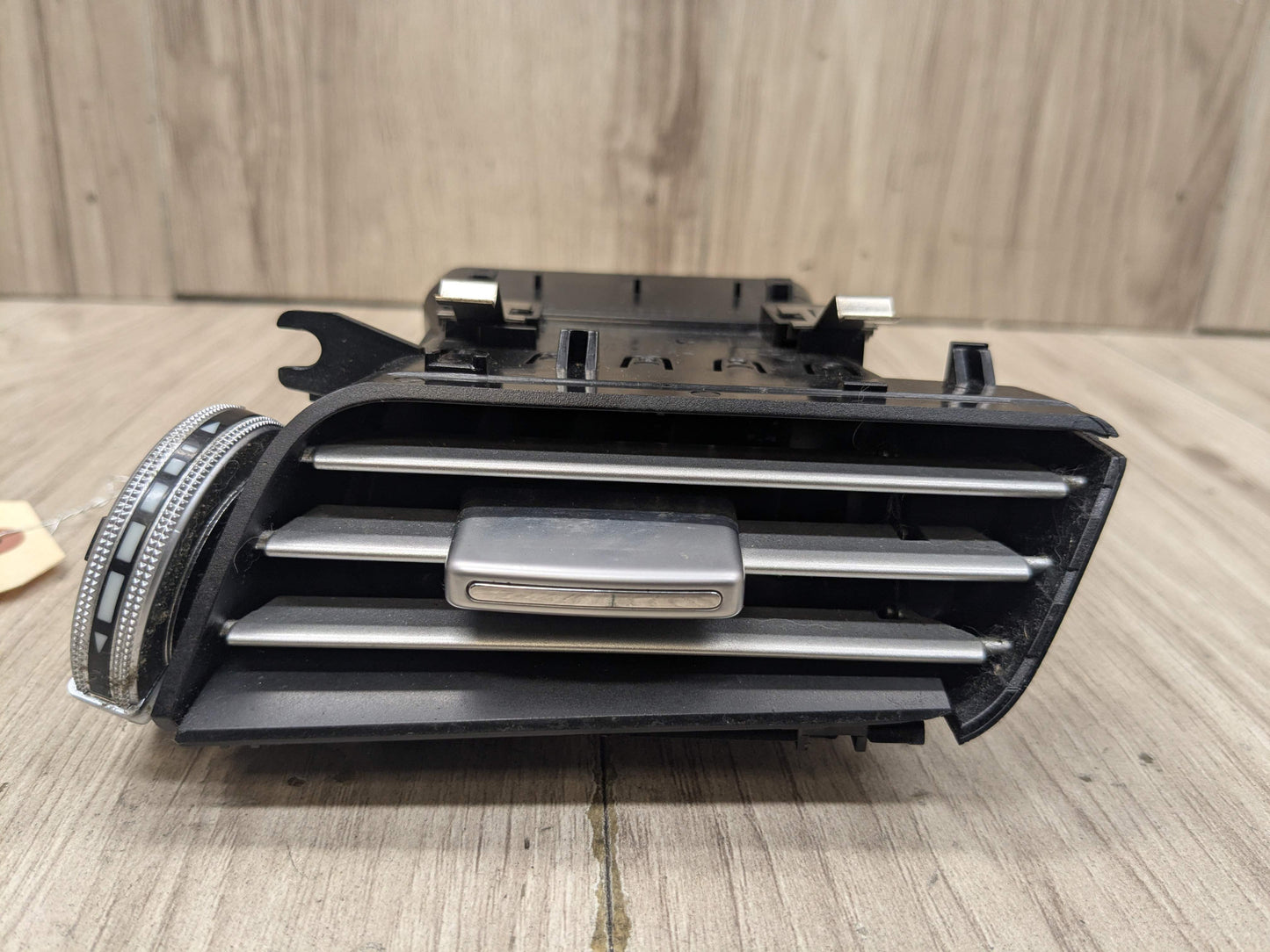 14-16 OEM Mercedes W212 E350 E550 Front Right Passenger Dash AC Air Vent Grille