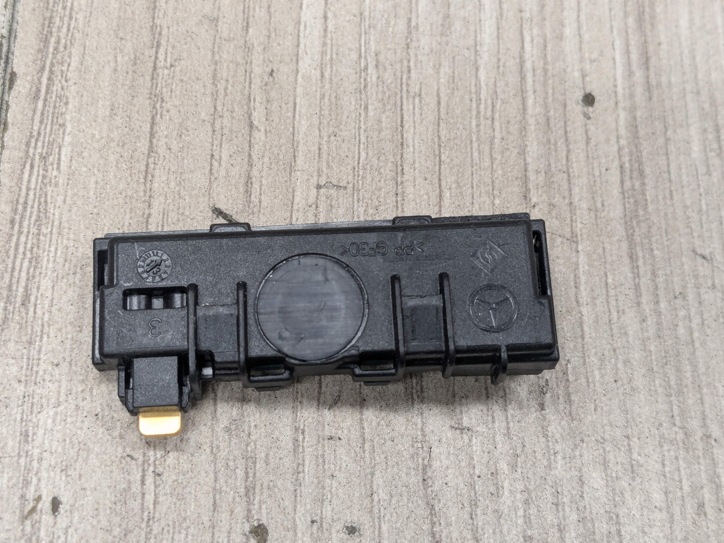 OEM Mercedes W204 C207 W166 W212 Windshield Temperature Humidity Sensor Module