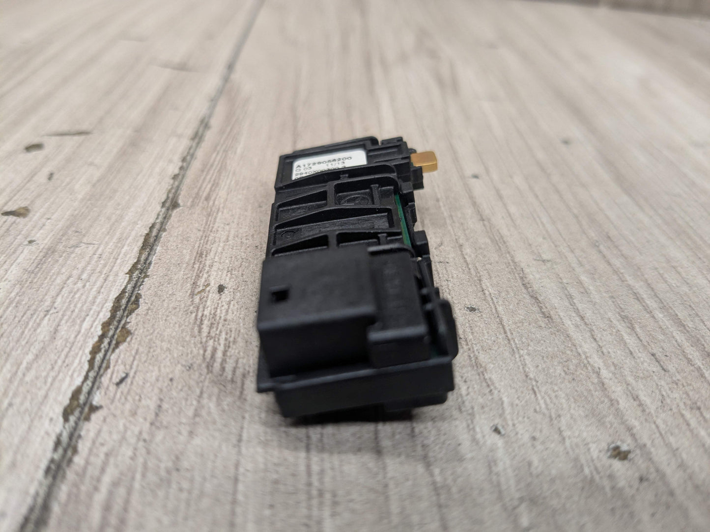 OEM Mercedes W204 C207 W166 W212 Windshield Temperature Humidity Sensor Module