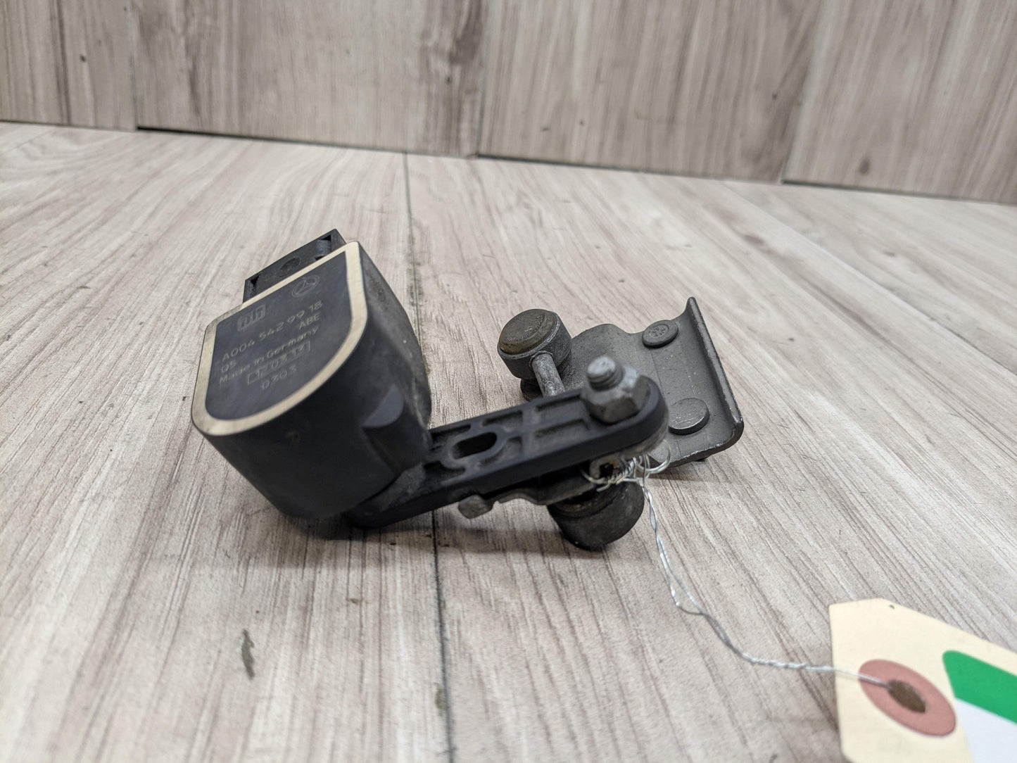 10-16 OEM Mercedes W212 E350 E550 Front Suspension Height Level Sensor