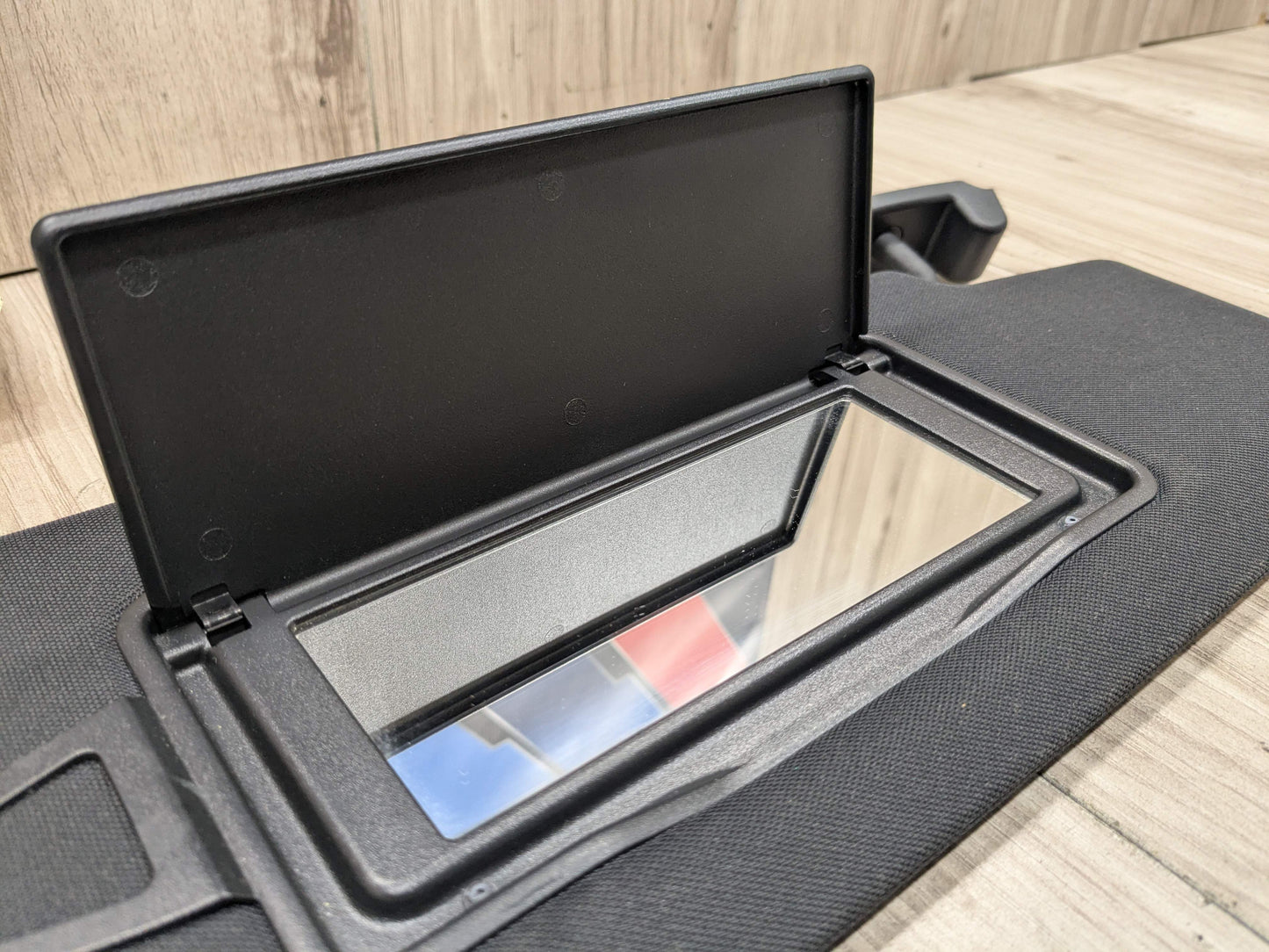 OEM Mercedes W212 E350 E550 Front Right Passenger Interior Sun Shade Visor Black