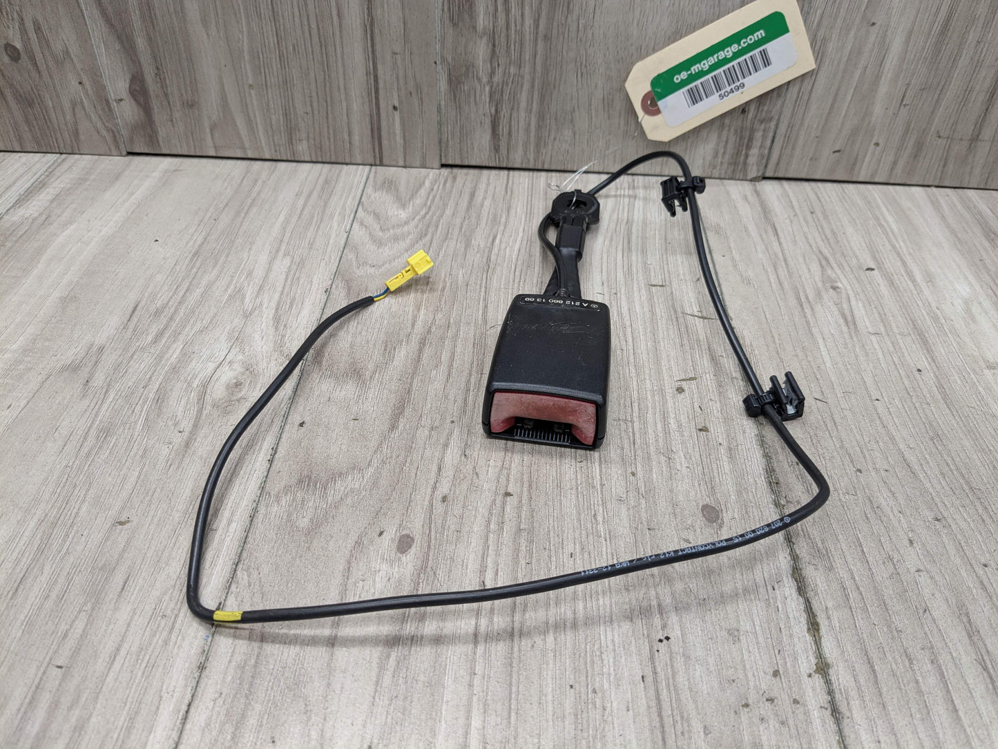 OEM Mercedes W212 E350 E550 Front Left Right Driver Passenger Seat Belt Buckle