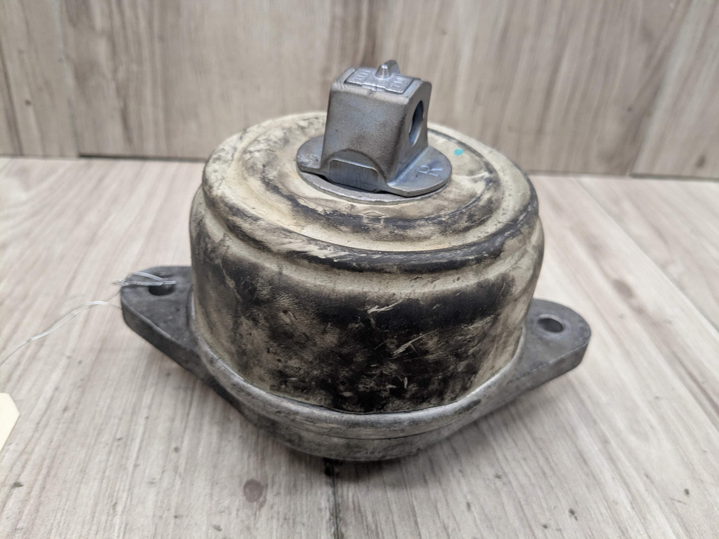 OEM Mercedes W212 W218 E550 M278 CLS63 AMG Engine Right Passsenger Motor Mount