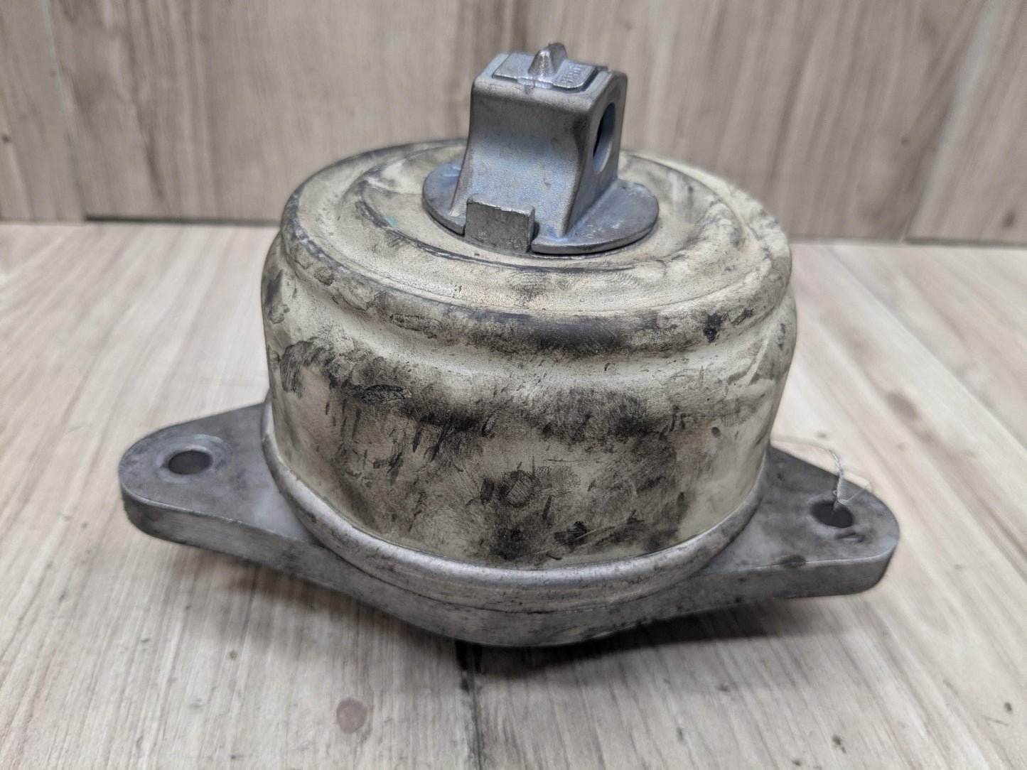 OEM Mercedes W212 W218 E550 M278 CLS63 AMG Engine Right Passsenger Motor Mount