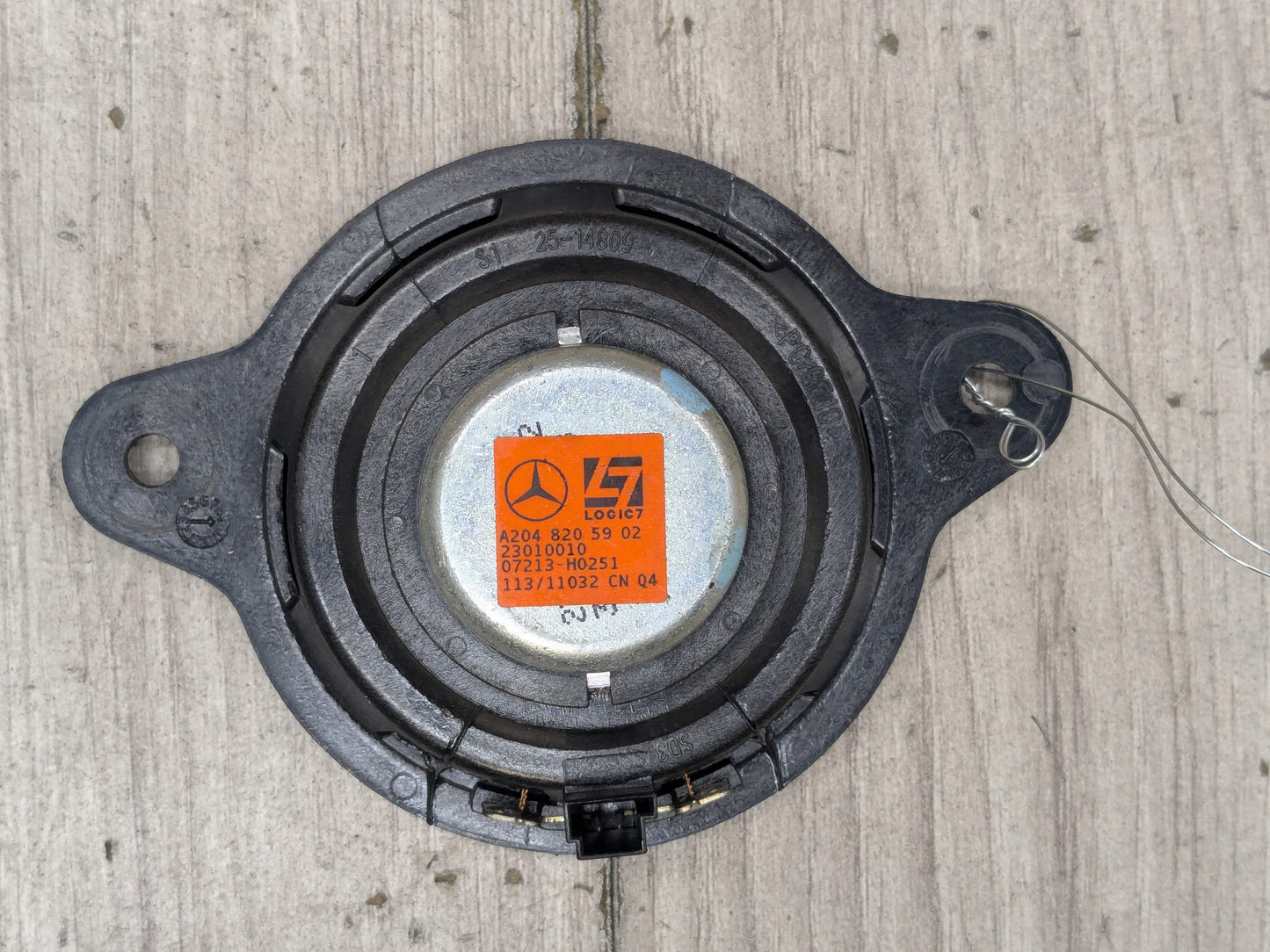 OEM Mercedes W212 E350 E400 E550 Front Left Right Interior Door Logic 7 Speaker