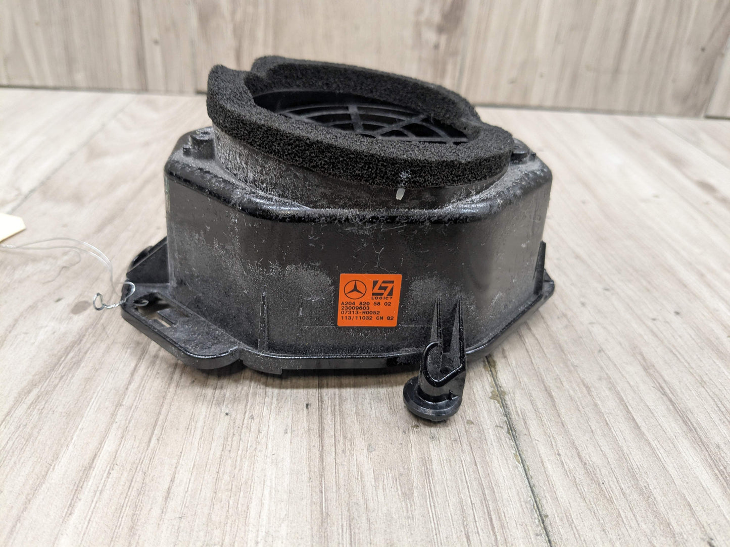 OEM Mercedes W212 E350 E400 E550 Rear Interior Rear Deck Shelf Speaker Logic 7