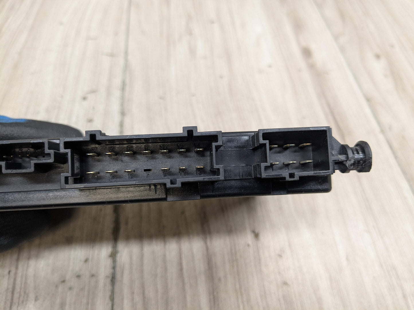 EM Mercedes W204 W207 W212 E350 E550 Front Right Passenger Seat Control Module