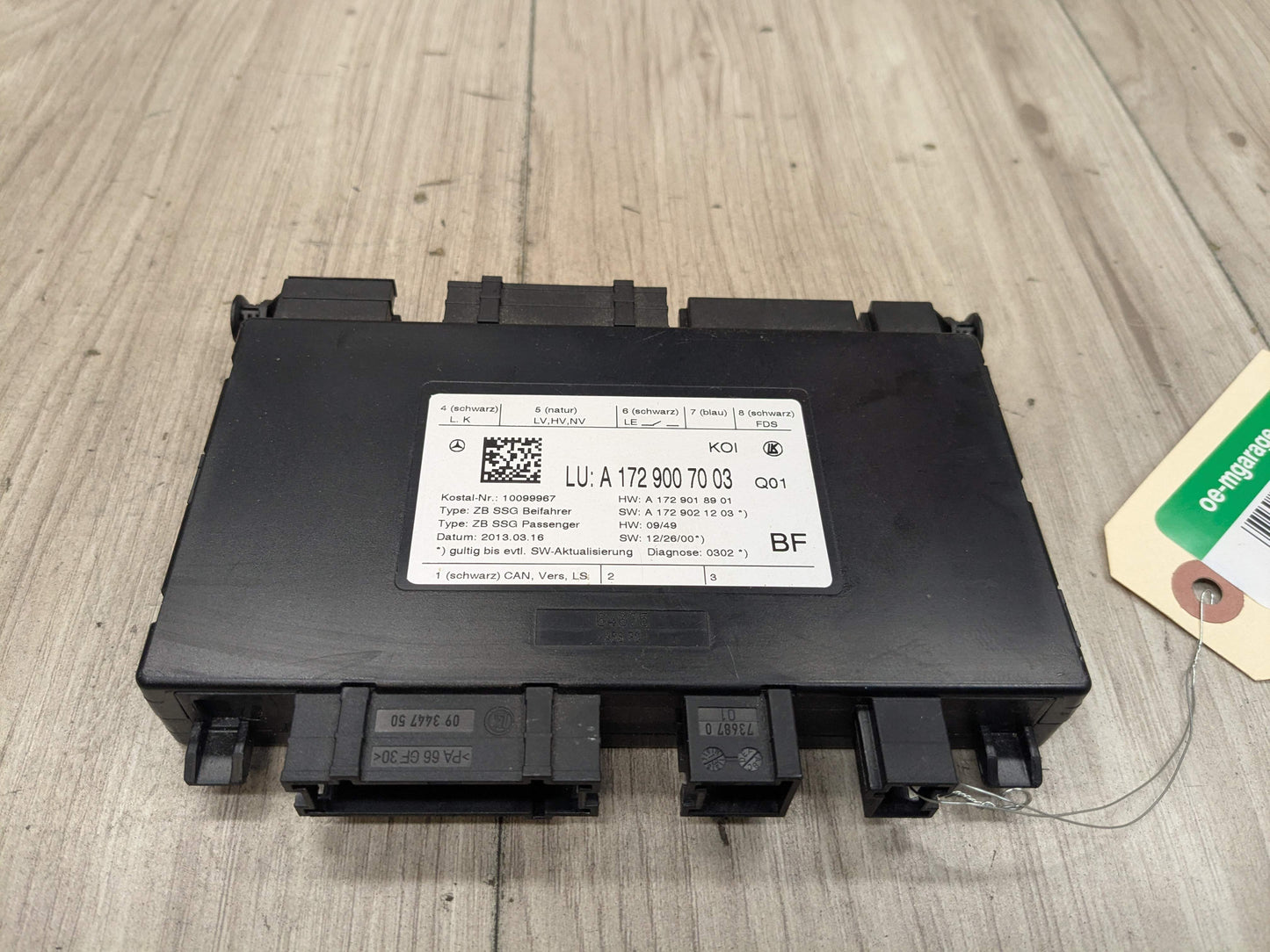 EM Mercedes W204 W207 W212 E350 E550 Front Right Passenger Seat Control Module