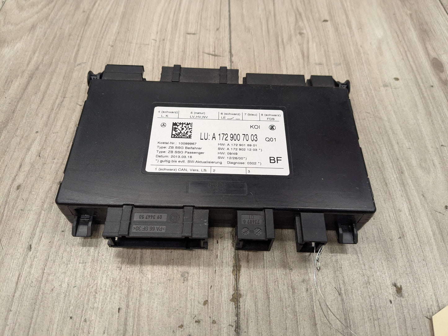EM Mercedes W204 W207 W212 E350 E550 Front Right Passenger Seat Control Module