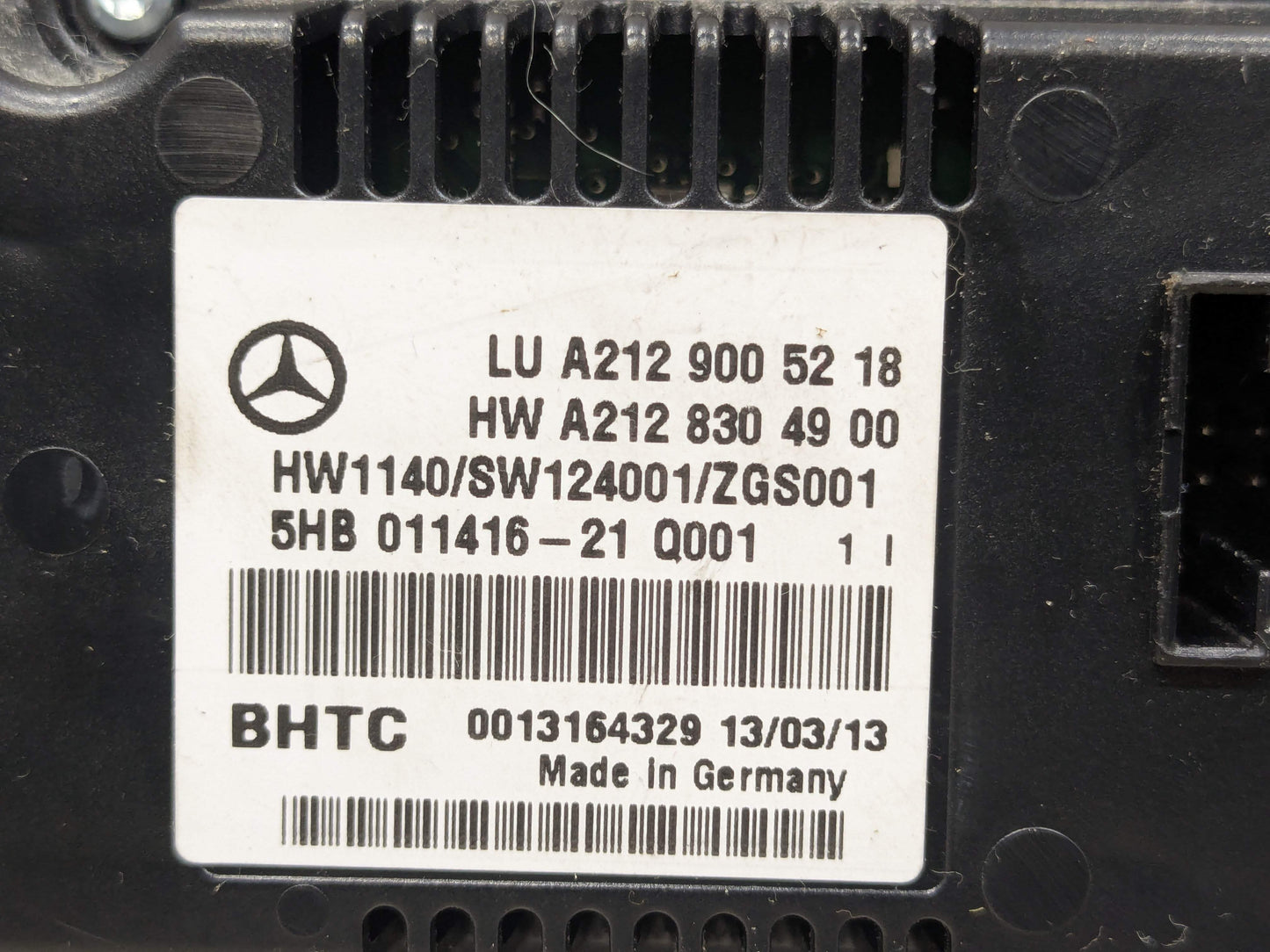 OEM Mercedes W207 W212 E350 E550 A/C Climate Heater Control Radio Media Switch