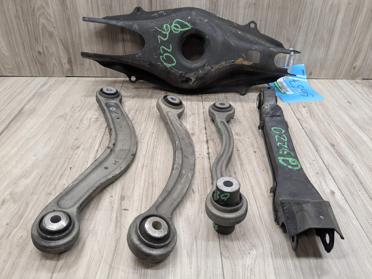 OEM Mercedes W204 W207 W212 Rear Right Passenger Upper Lower Control Arm SET