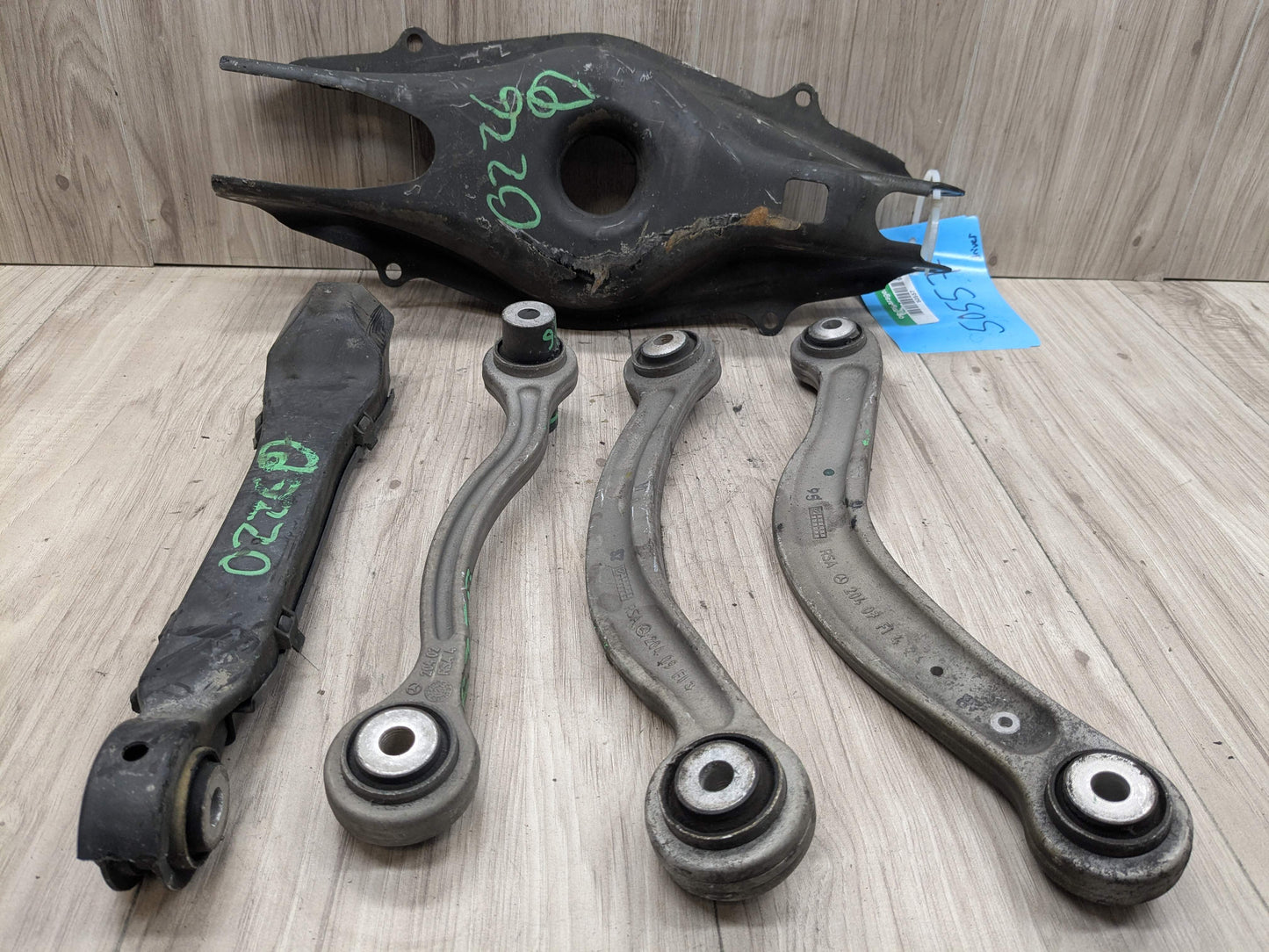 OEM Mercedes W204 W207 W212 Rear Right Passenger Upper Lower Control Arm SET
