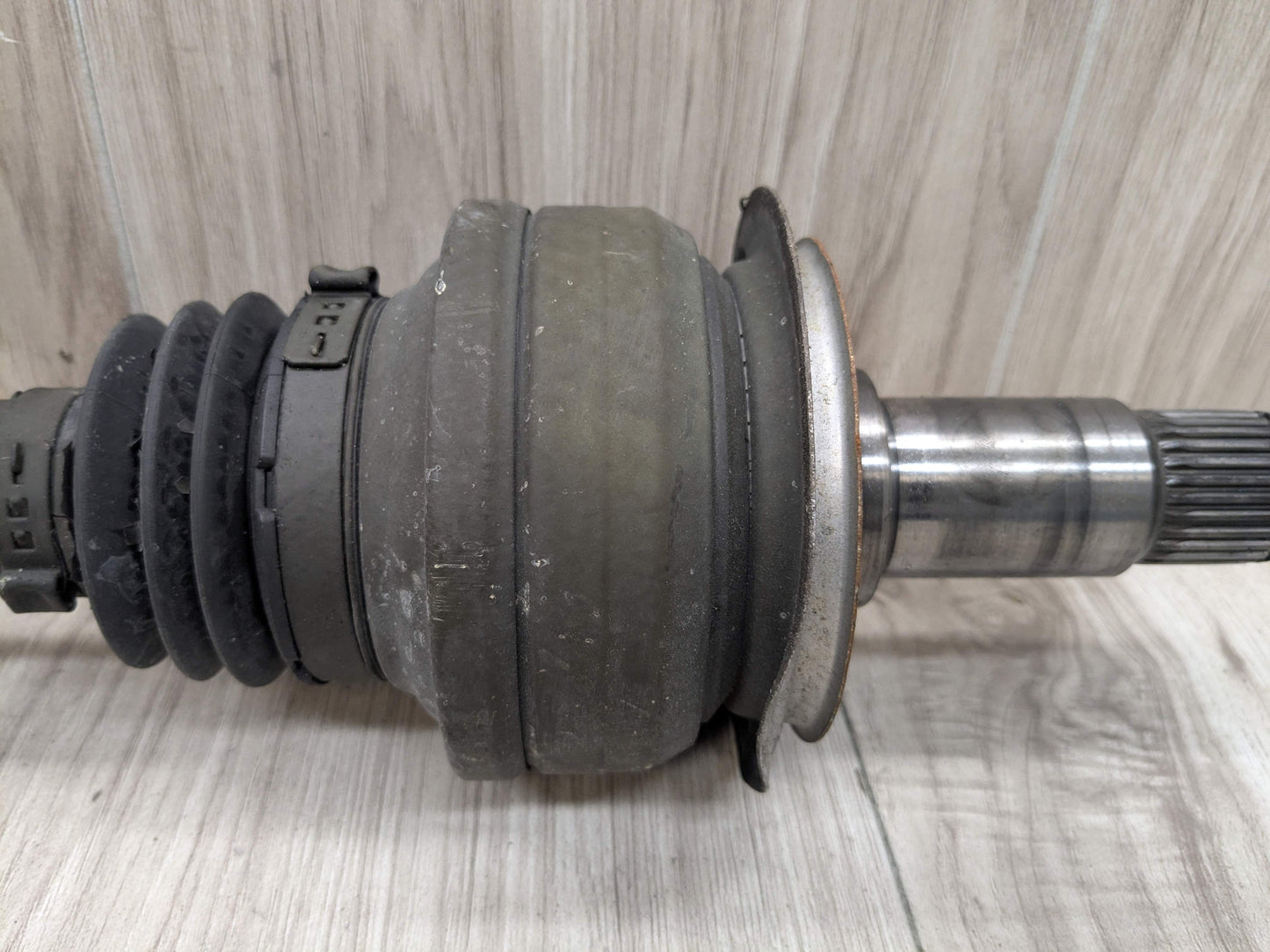 07-18 OEM Mercedes W211 W212 W221 E550 Rear Left Right CV Axle Half Output Shaft