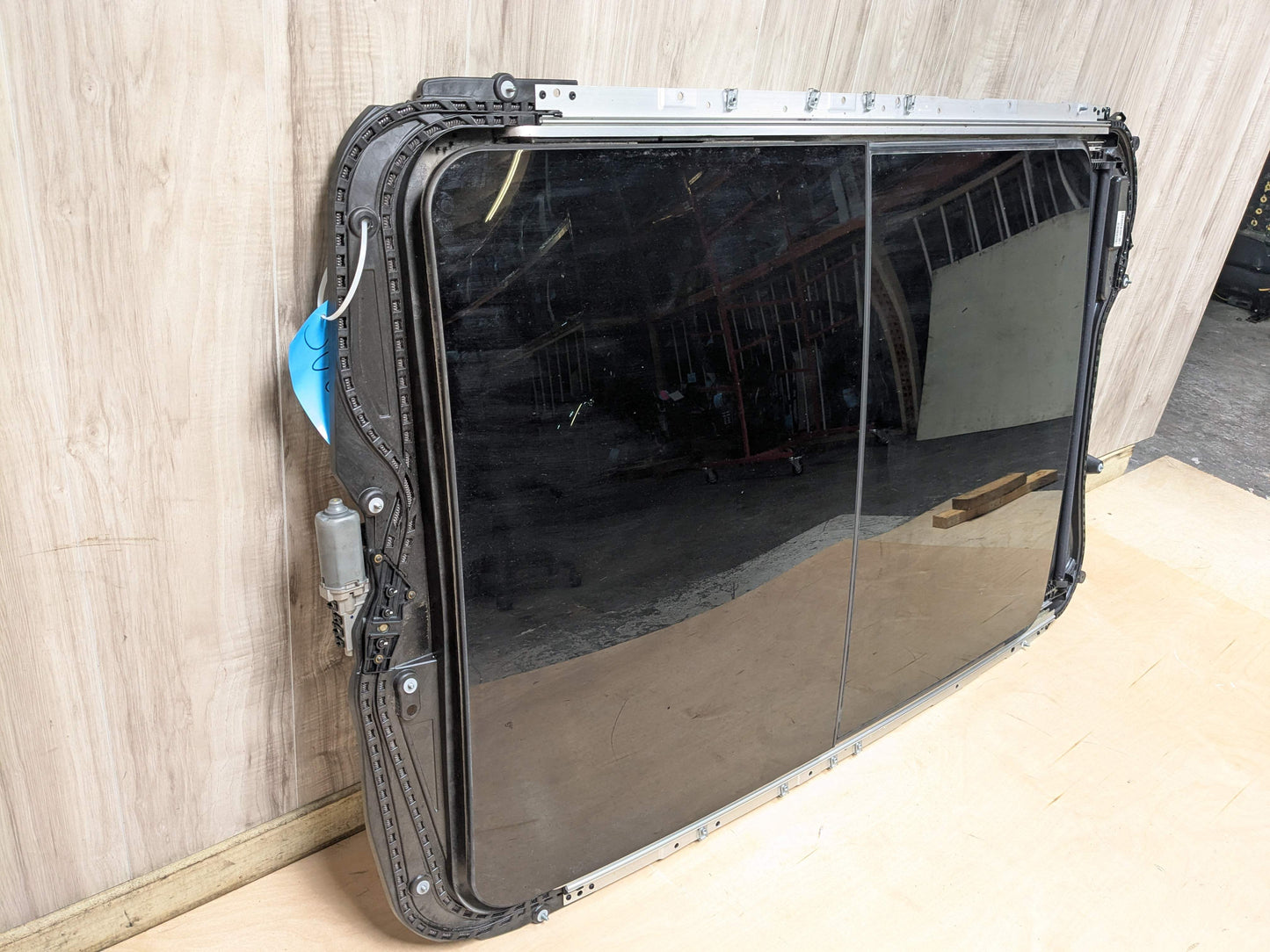 16-22 OEM BMW F48 X1 Upper Sunroof Sun Moon Roof Glass Panoramic Cover