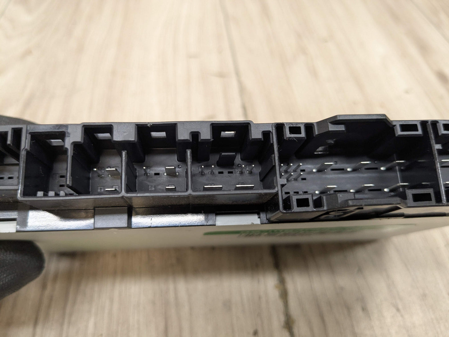 OEM BMW F90 G01 G05 G12 G20 G22 G26 G30 G80 Front Left Right Seat Control Module
