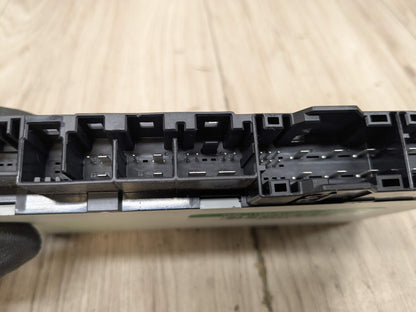 OEM BMW F90 G01 G05 G12 G20 G22 G26 G30 G80 Front Left Right Seat Control Module