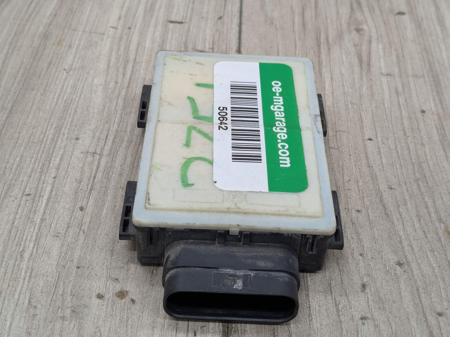 OEM BMW F90 G01 G05 G20 G22 G26 G30 G42 G80 Blind Spot Sensor Radar Module