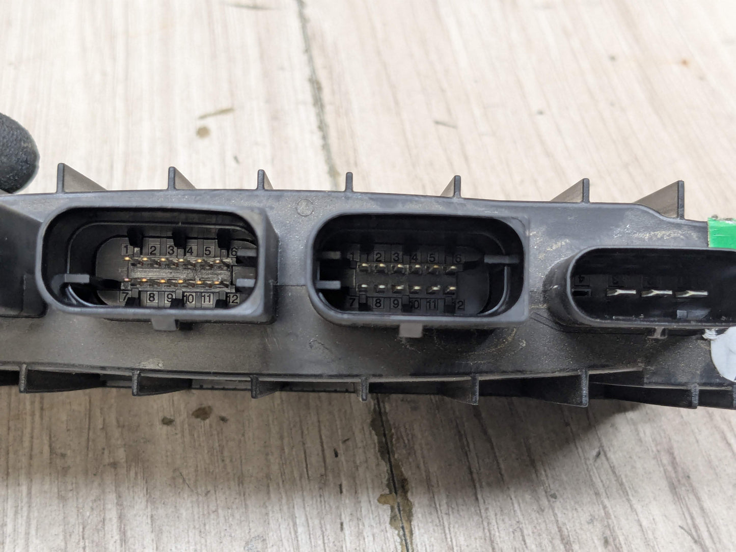 OEM BMW F39 F44 F48 X1 X2 228 M235 Integrated Power Supply Computer Module Unit