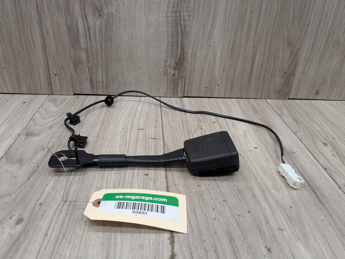 20-24 OEM BMW F44 228 M235 FRONT Left Driver or Right Passenger Seat Belt Buckle