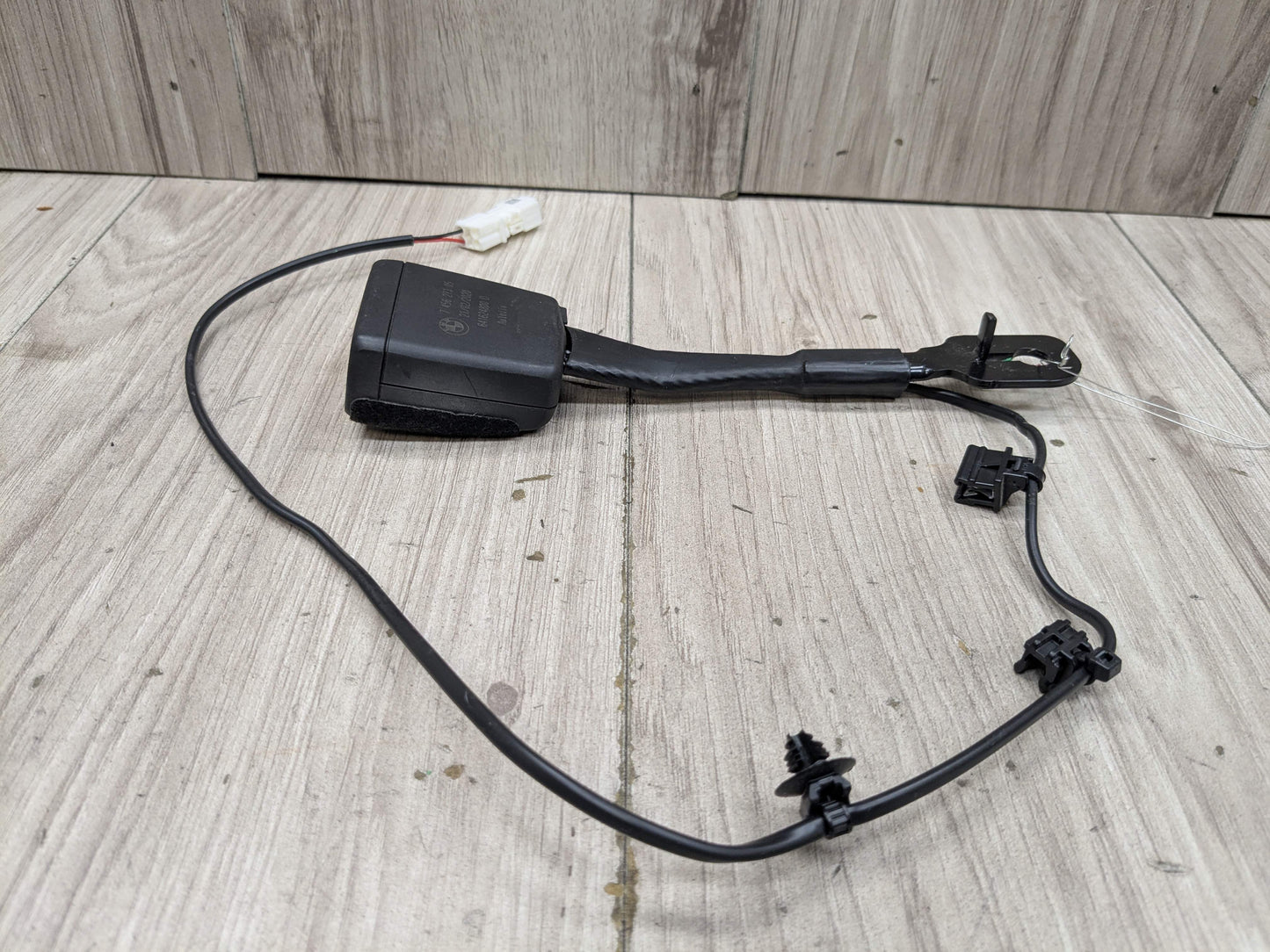 20-24 OEM BMW F44 228 M235 FRONT Left Driver or Right Passenger Seat Belt Buckle