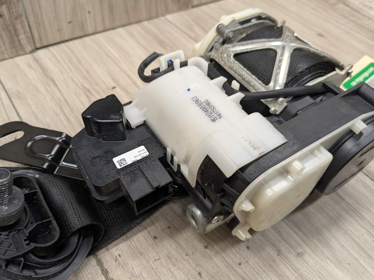 16-22 OEM BMW G11 G12 740 750 M760 Front Left Driver Seat Belt Retractor Black