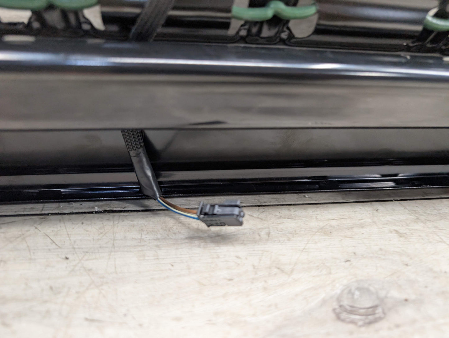 OEM Mercedes C204 C207 E350 E550 Front Left Driver Seat Track Frame w/ Motor