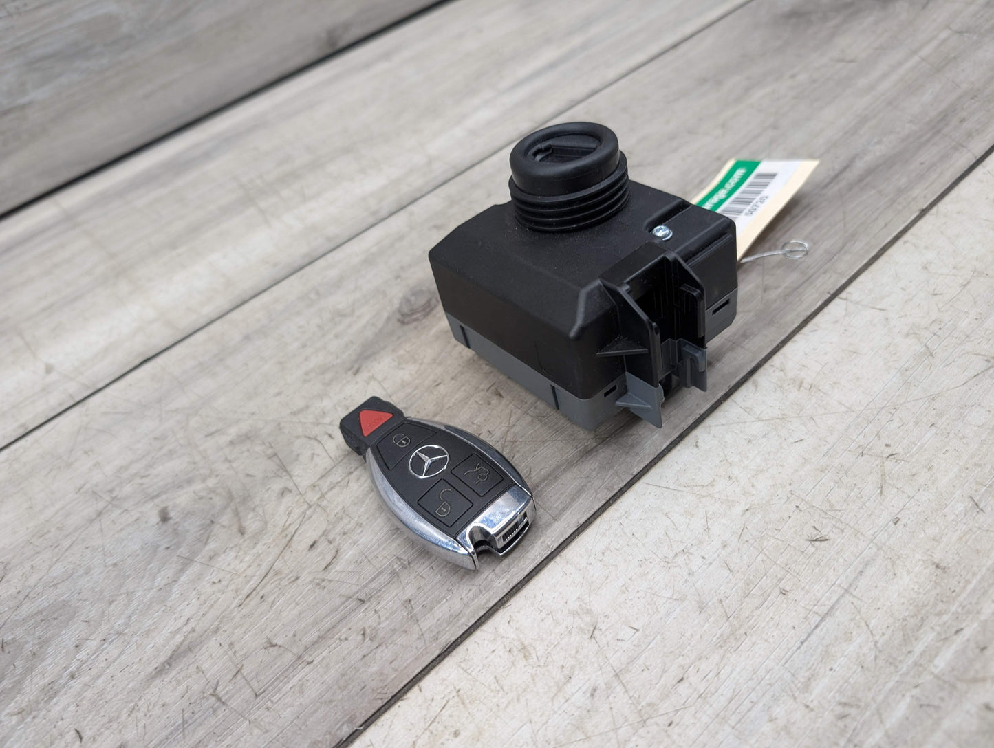 OEM Mercedes C207 W204 W212 C250 C350 E350 Ignition Switch Module w/ Key Fob SET