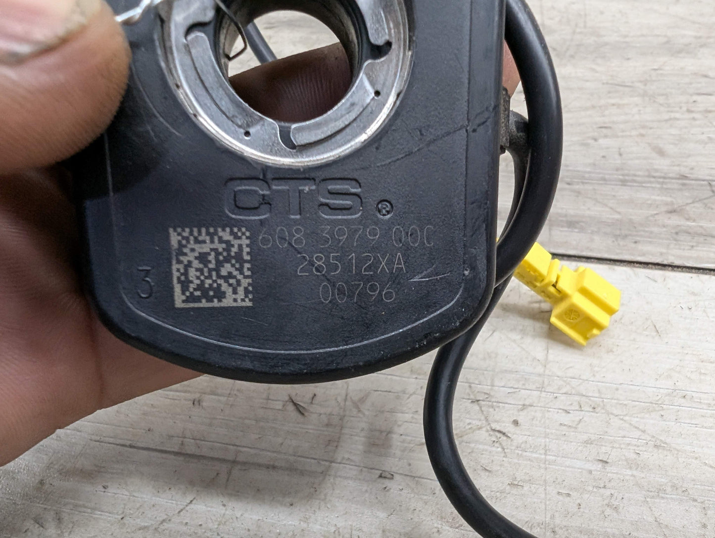 OEM Mercedes C207 W204 W207 E350 E550 Front Right Passenger Seat Belt Buckle