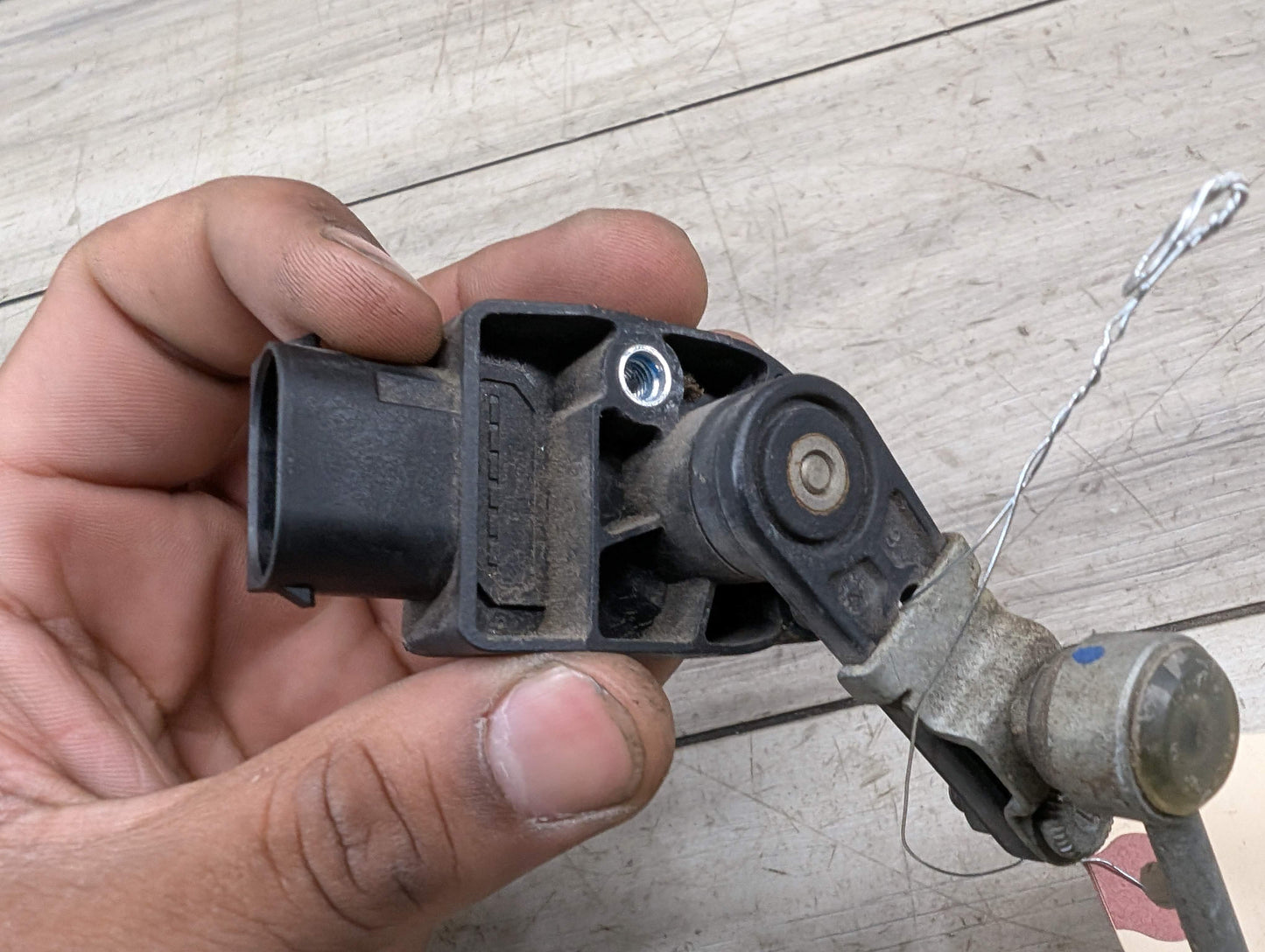 OEM Mercedes W204 W207 W212 W218 X166 Front Rear Left Right Height Level Sensor