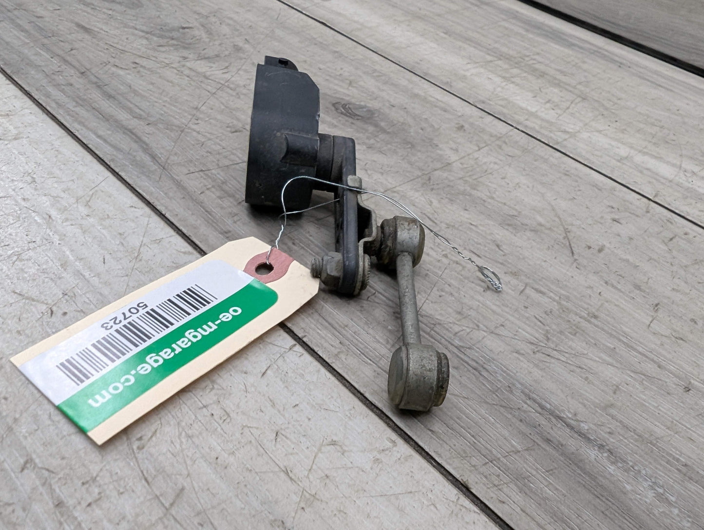 OEM Mercedes W204 W207 W212 W218 X166 Front Rear Left Right Height Level Sensor