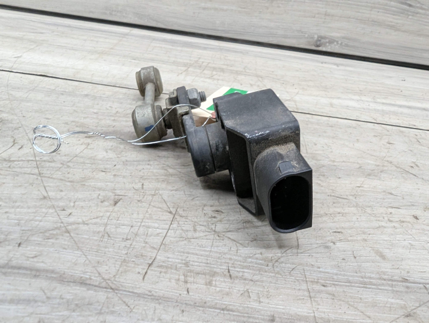 OEM Mercedes W204 W207 W212 W218 X166 Front Rear Left Right Height Level Sensor