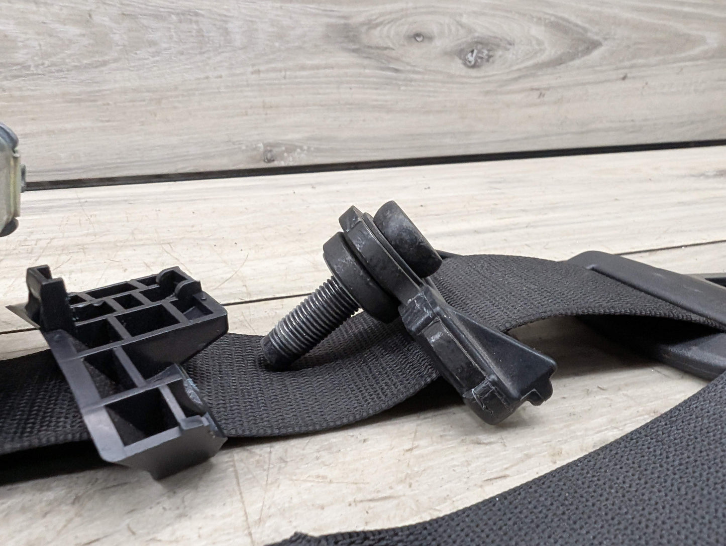 10-16 Mercedes A207 W207 Convertible Rear Left Driver Seat Belt Retractor Black