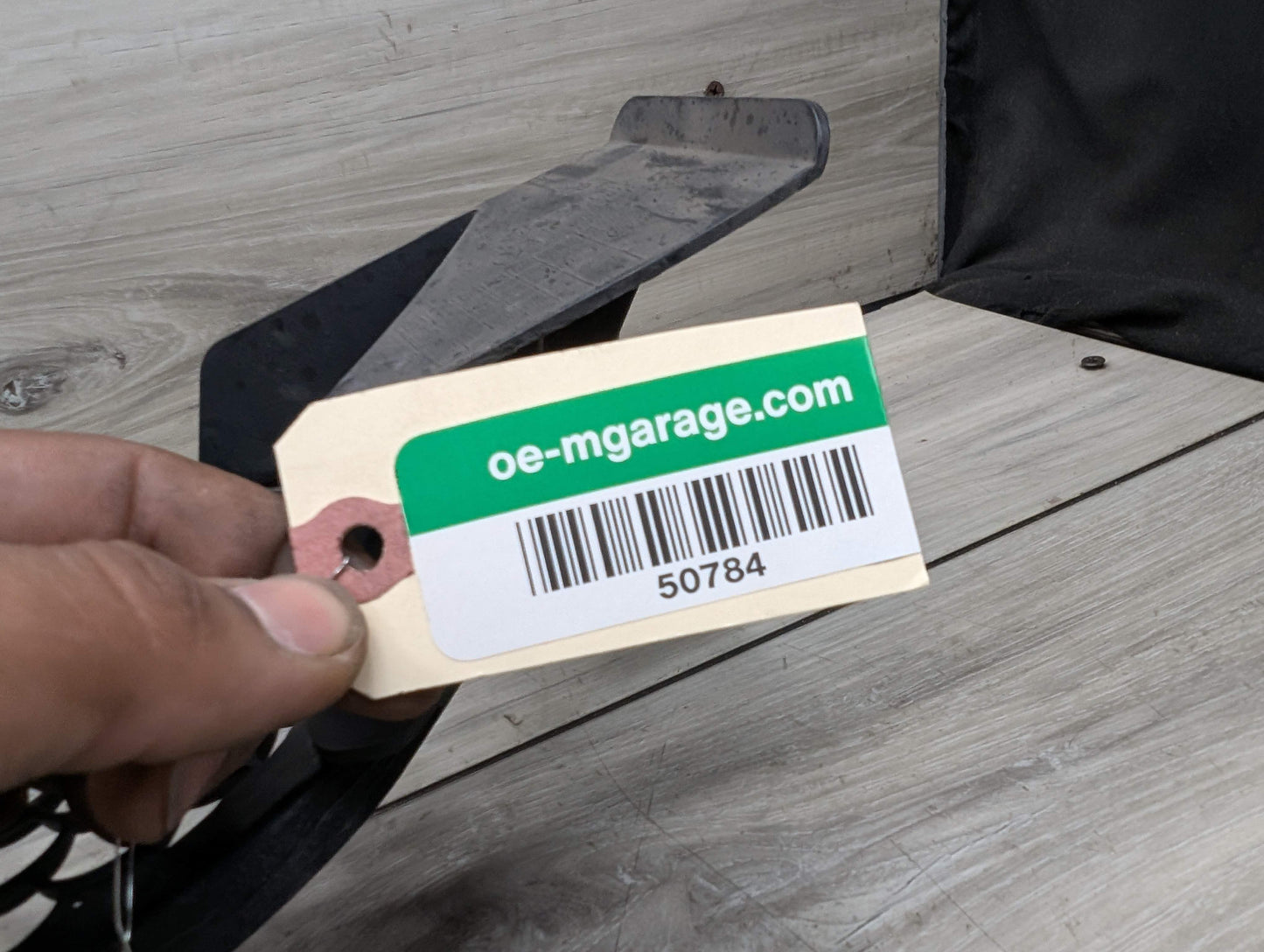 16-19 OEM BMW F48 X1 Front Bumper Lower Center Grille Trim Black