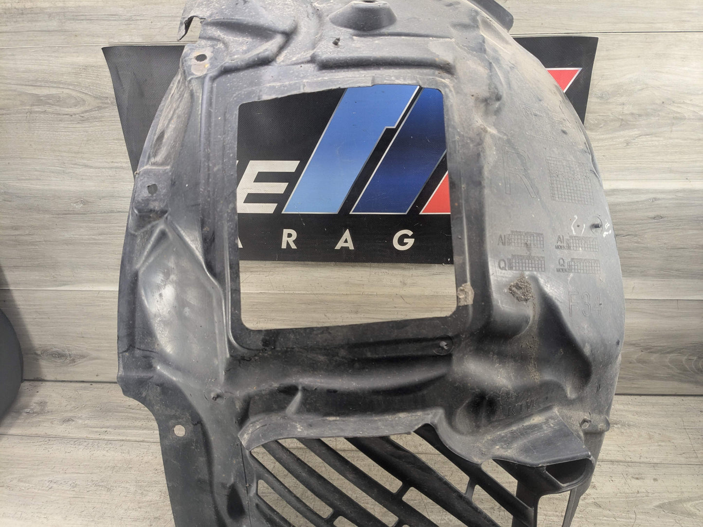 OEM BMW F34 GT 335 Front Right Passenger Side Fender Liner Wheel Splash Shield